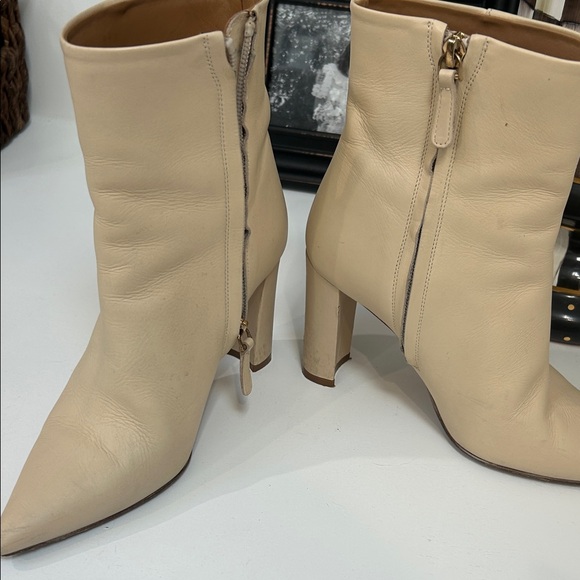 Tory Burch Cream Heeled Boots - Picture 6 of 6